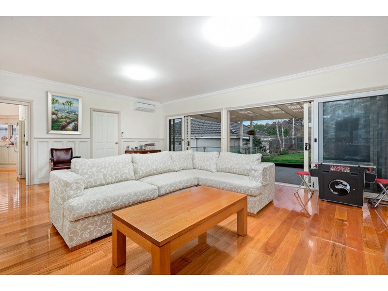 32 Clarke Court, Wheelers Hill VIC 3150