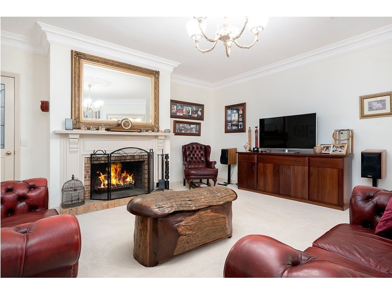 32 Clarke Court, Wheelers Hill VIC 3150