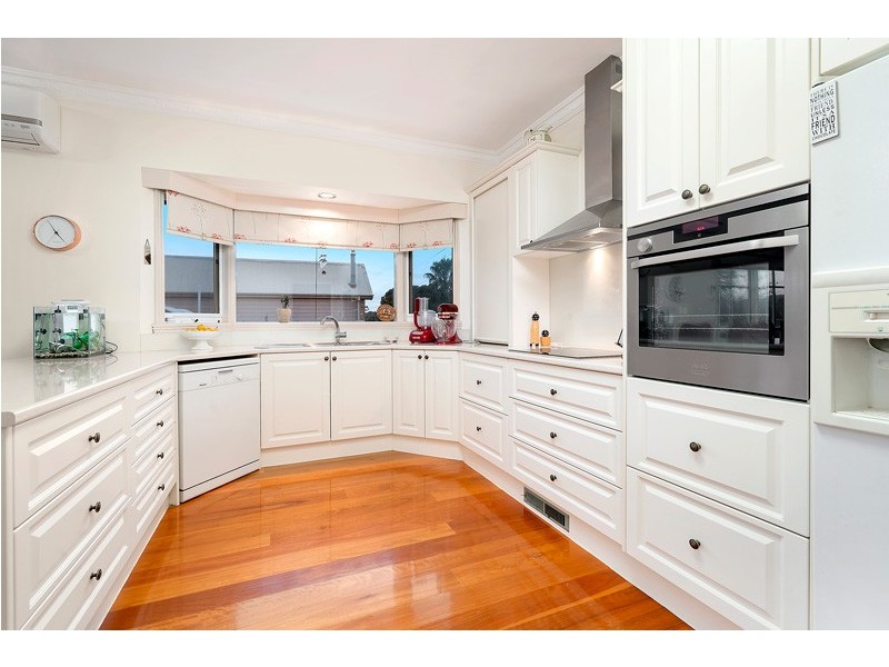 32 Clarke Court, Wheelers Hill VIC 3150