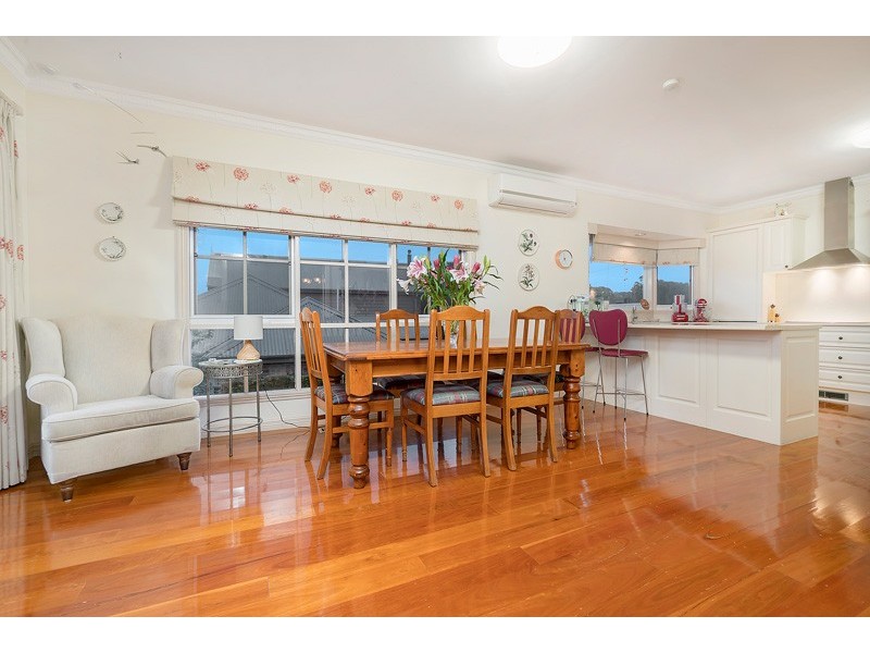 32 Clarke Court, Wheelers Hill VIC 3150