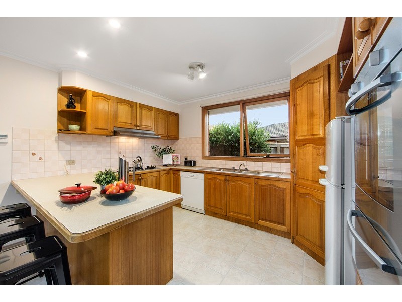 10 Bemboka Court, Wantirna South VIC 3152