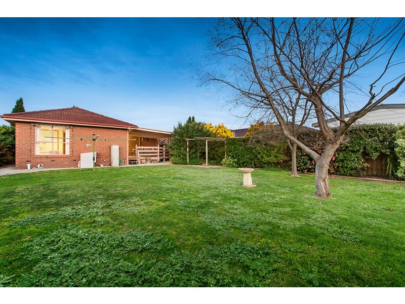 10 Bemboka Court, Wantirna South VIC 3152