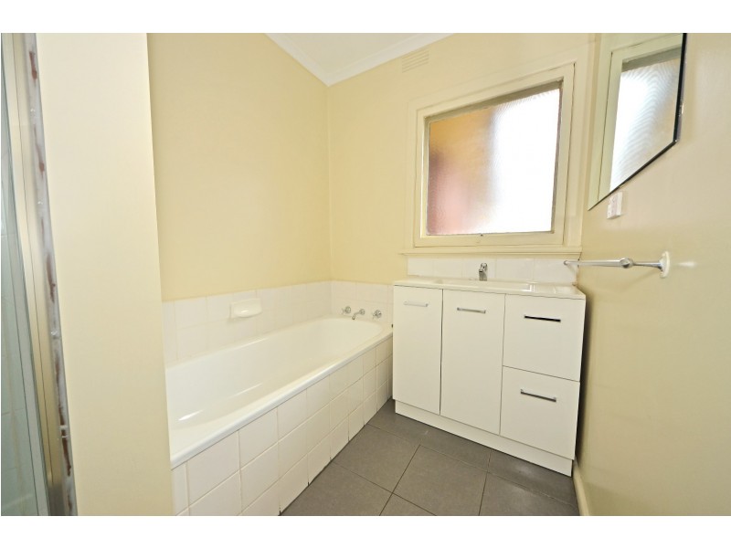 2/114-116 High Street Road, Ashwood VIC 3147