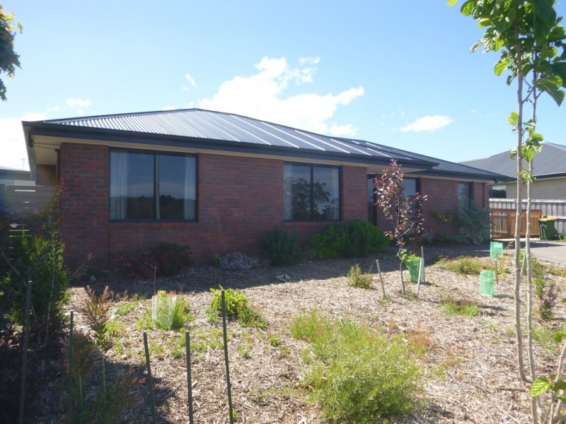18 Ineke Drive, Kingston TAS 7050
