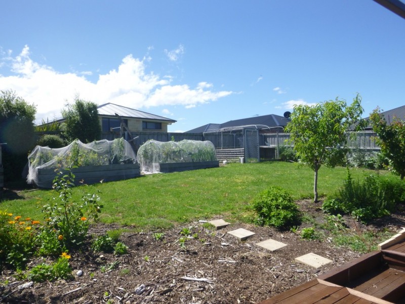 18 Ineke Drive, Kingston TAS 7050