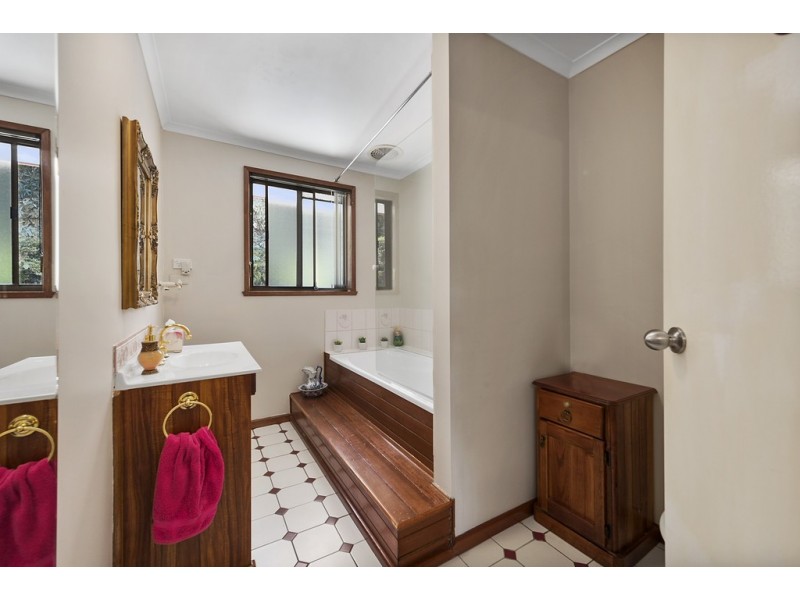 2 Hardman Court, Rosetta TAS 7010