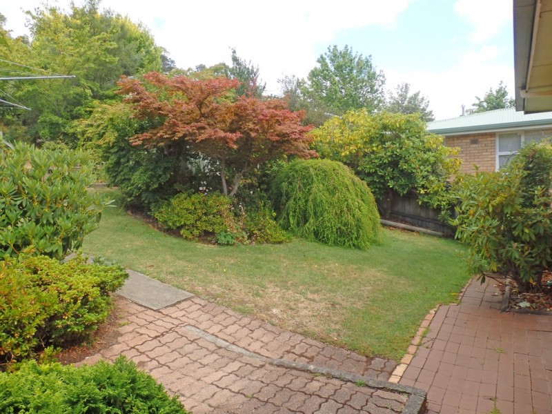 5 St Helens Street, Lindisfarne TAS 7015