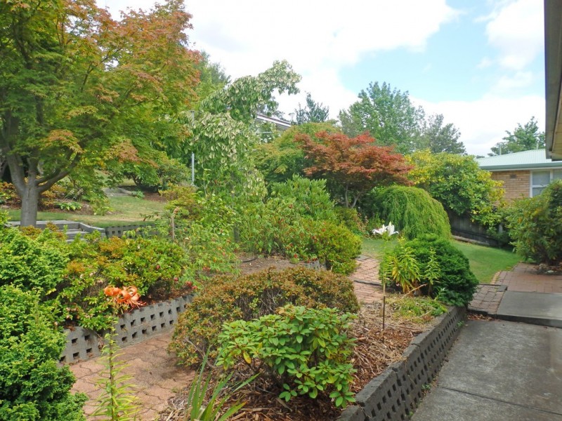 5 St Helens Street, Lindisfarne TAS 7015