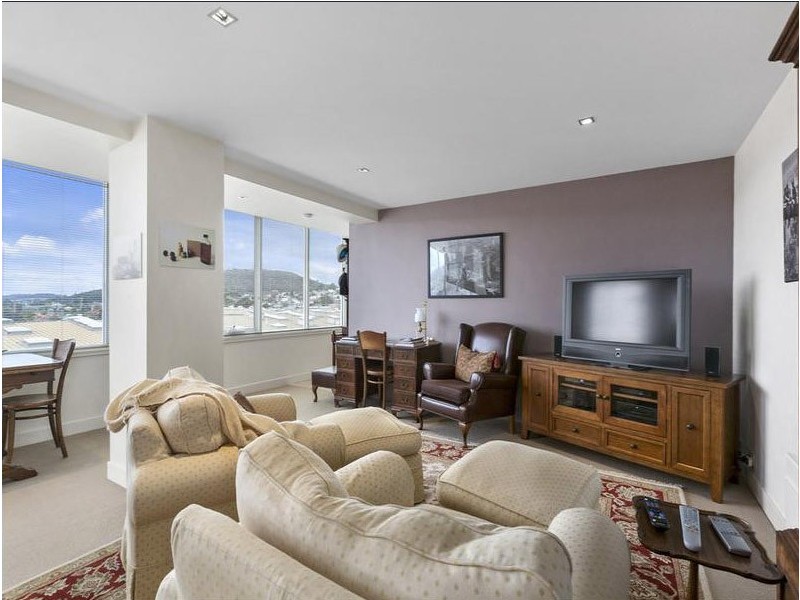 4b/33 Tower Road, New Town TAS 7008