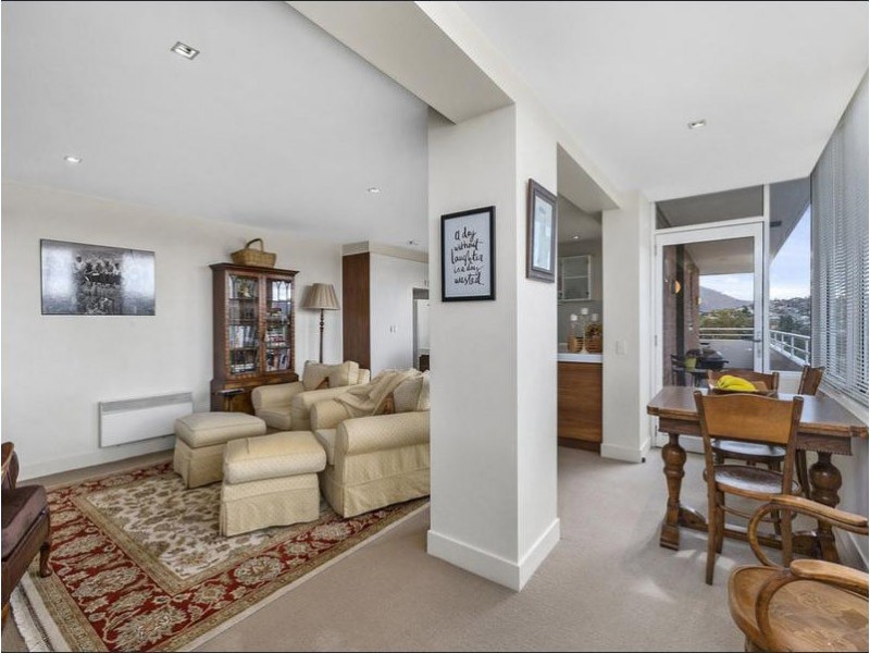 4b/33 Tower Road, New Town TAS 7008