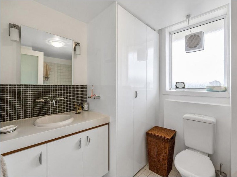 4b/33 Tower Road, New Town TAS 7008