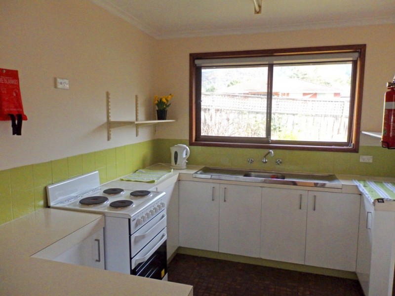 33 Sanders Street, Glenorchy TAS 7010