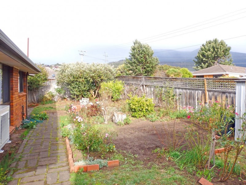 33 Sanders Street, Glenorchy TAS 7010