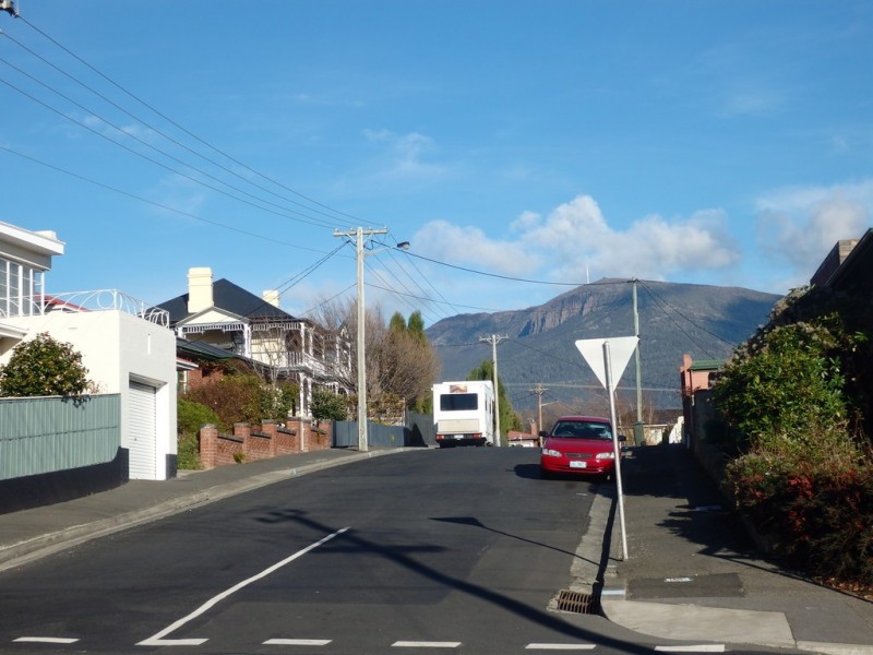 1/327 Park Street, New Town TAS 7008