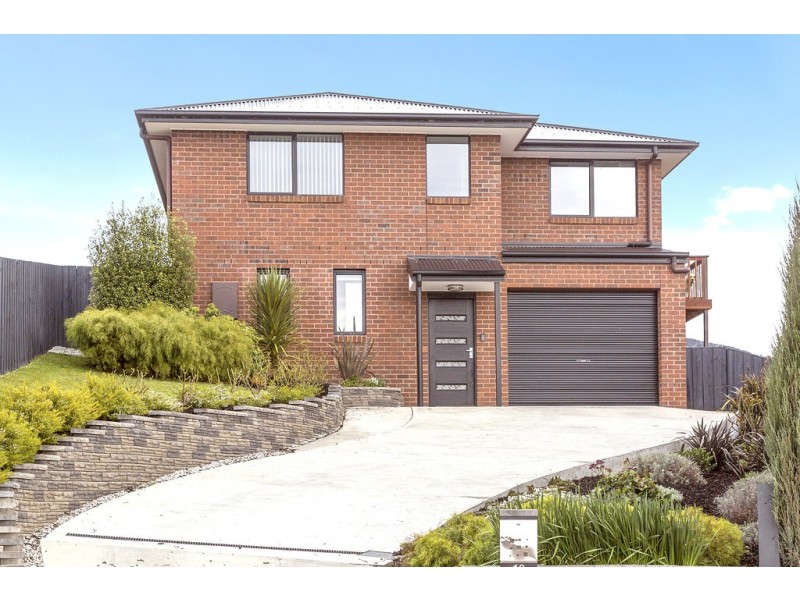 16 Navigators Rise, Granton TAS 7030