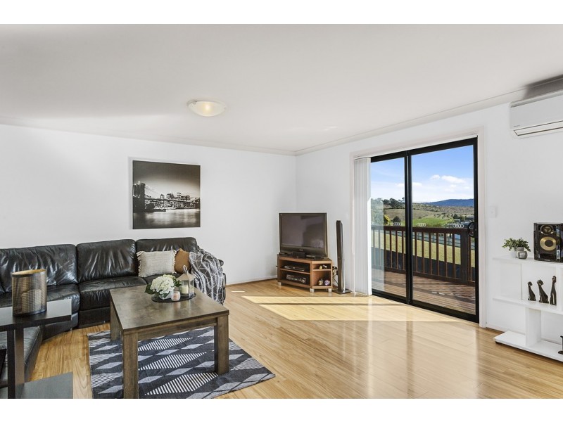 16 Navigators Rise, Granton TAS 7030