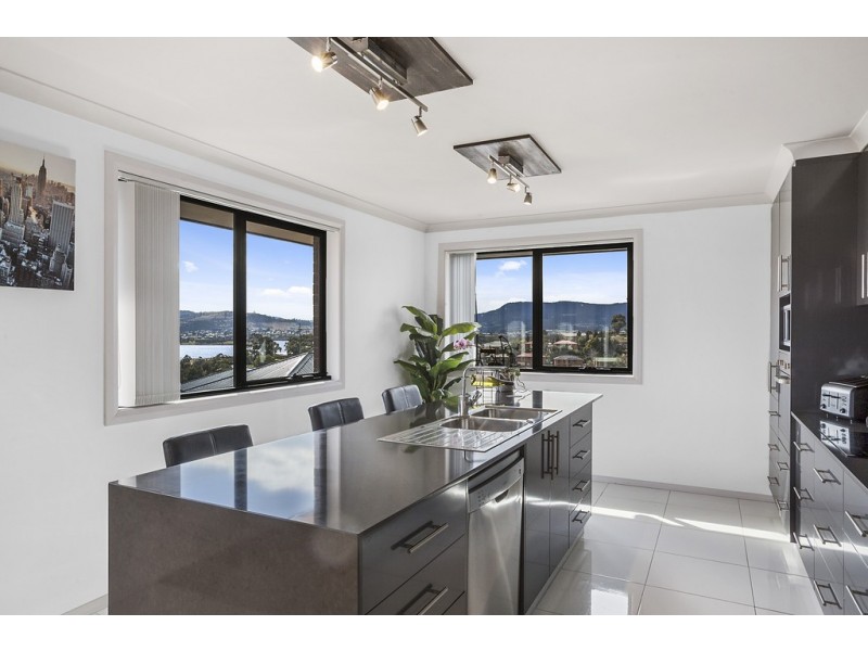 16 Navigators Rise, Granton TAS 7030