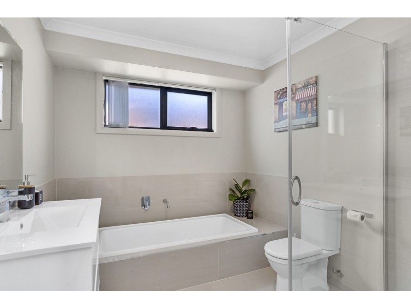 16 Navigators Rise, Granton TAS 7030
