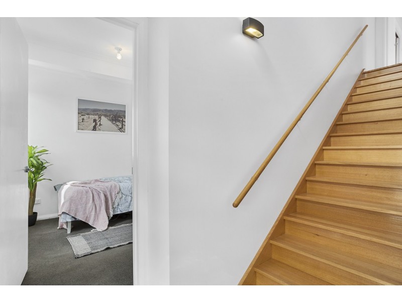 16 Navigators Rise, Granton TAS 7030