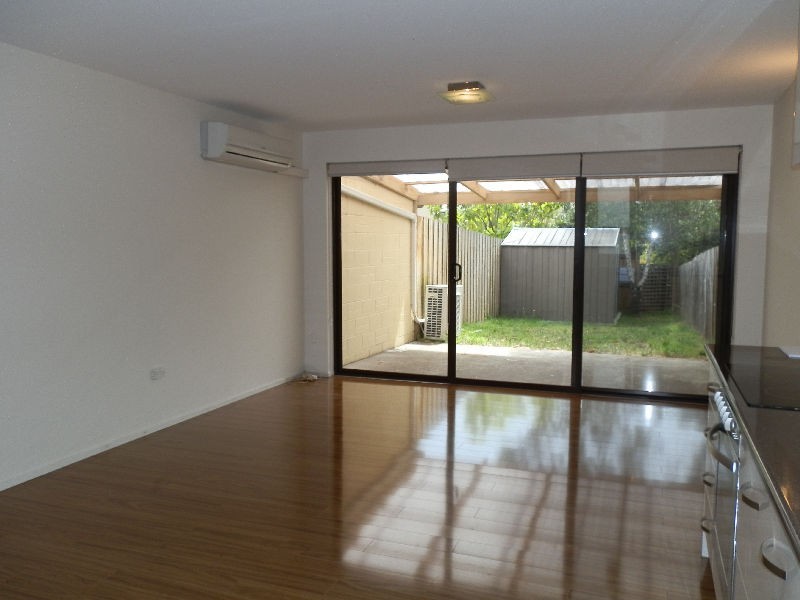2/15 Hazel Street, Blackmans Bay TAS 7052