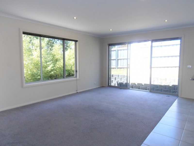 2/33 Moir Road, Kingston TAS 7050