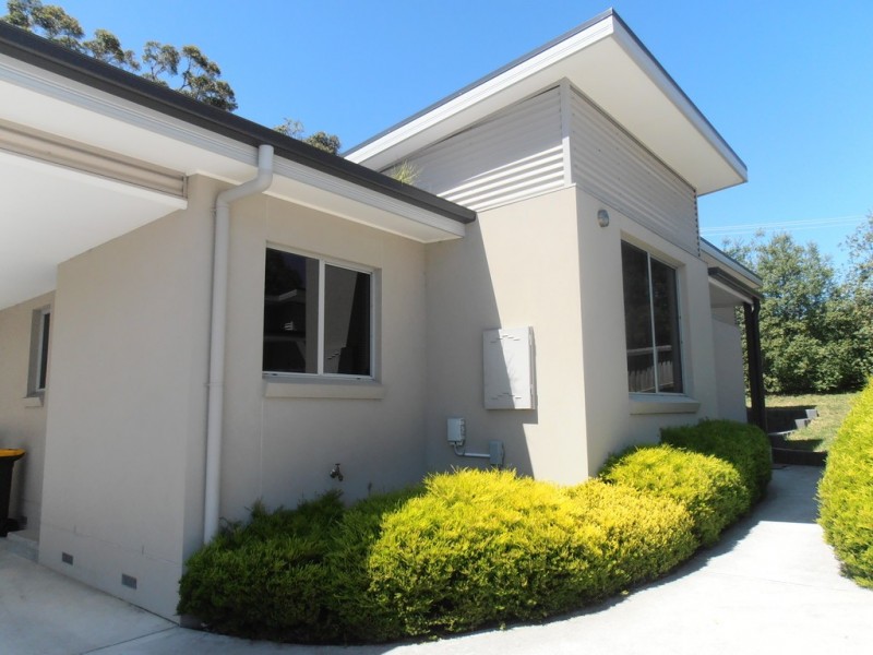 2/33 Moir Road, Kingston TAS 7050