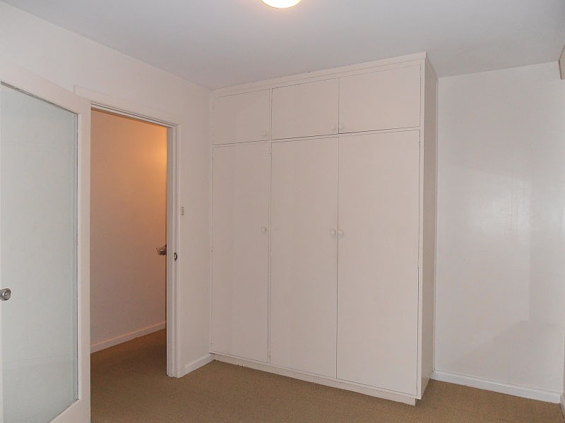 2/50 Marieville Esplanade, Sandy Bay TAS 7005