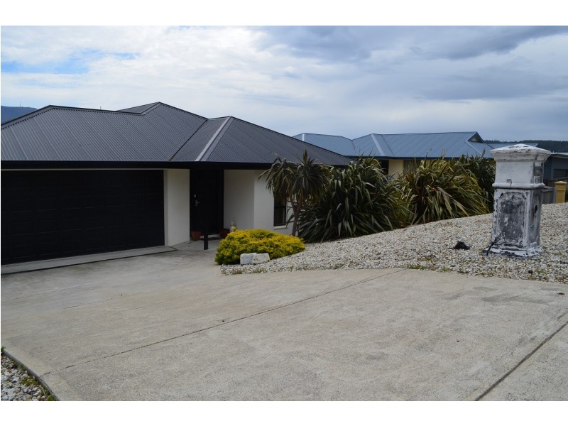 16 Mountain View Drive, Kingston TAS 7050