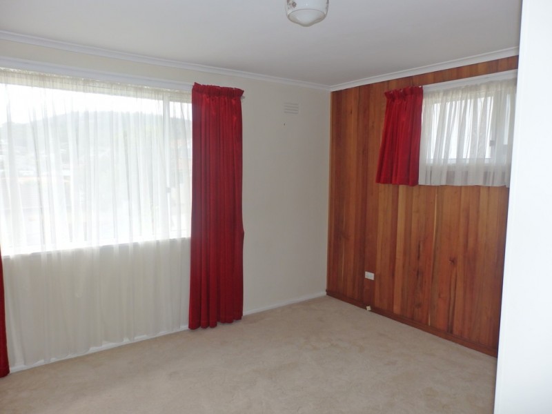 5 St Helens Street, Lindisfarne TAS 7015