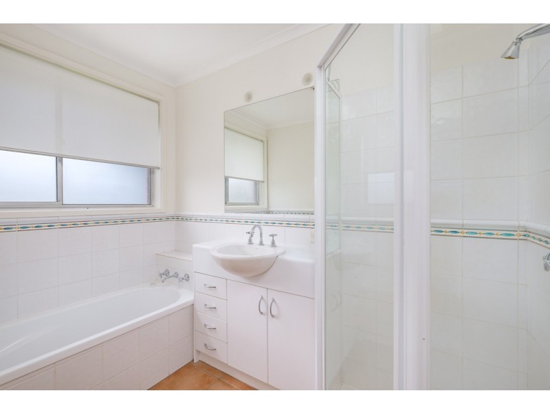 15 Tarana Road, Blackmans Bay TAS 7052