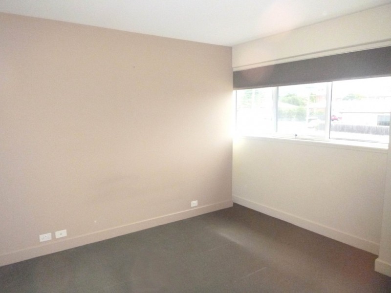 1a/33 Tower Road, New Town TAS 7008