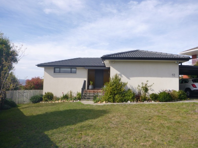 52 Lipscombe Avenue, Sandy Bay TAS 7005