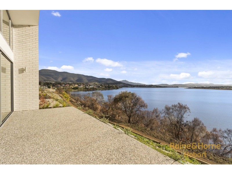 4/1 Bournville Crescent, Claremont TAS 7011