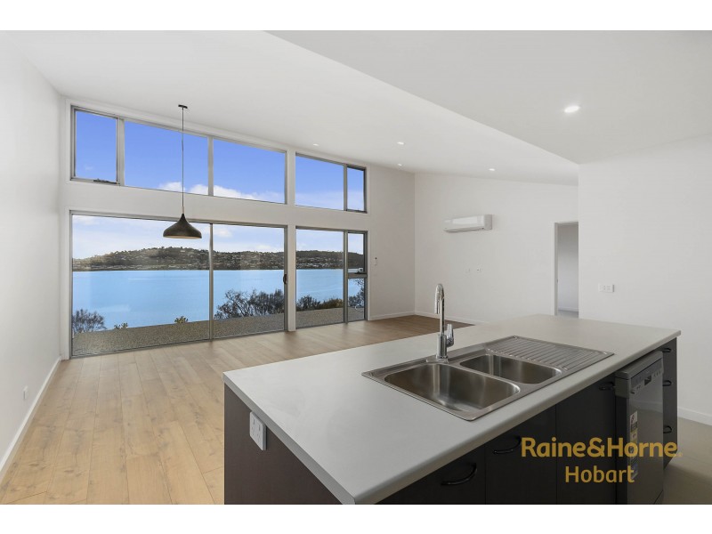 4/1 Bournville Crescent, Claremont TAS 7011