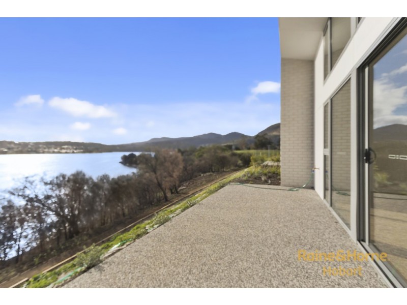 4/1 Bournville Crescent, Claremont TAS 7011