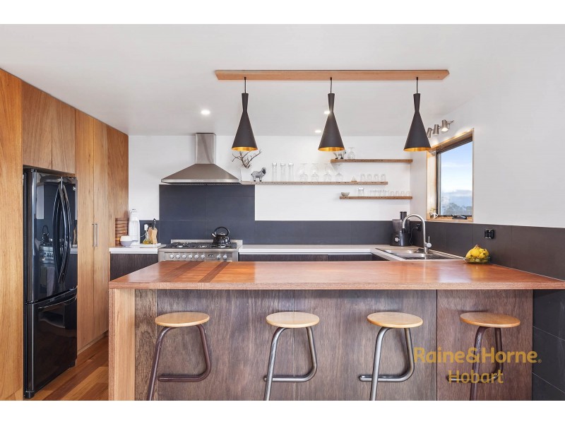 75 Oak Farm Rise, Old Beach TAS 7017