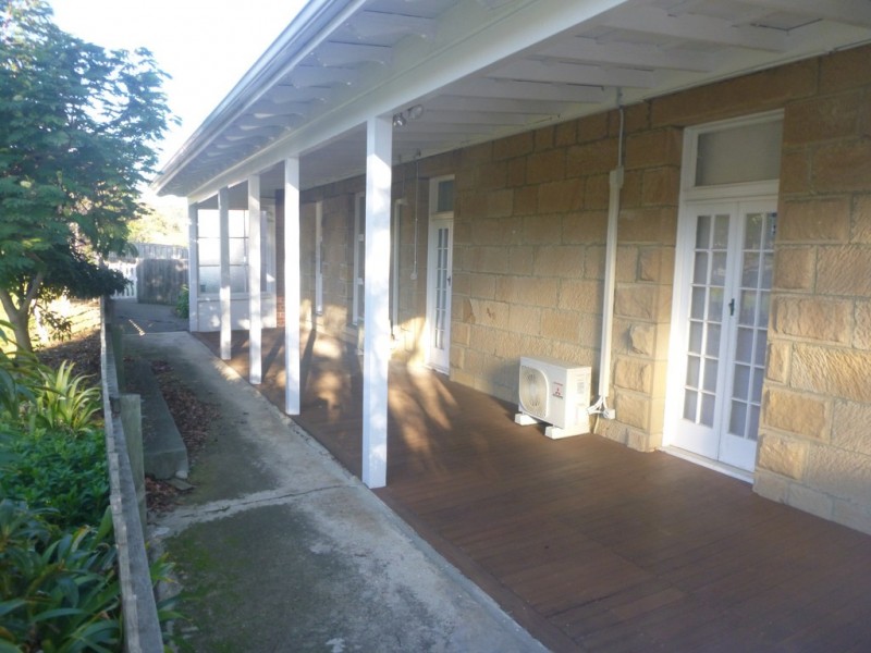 1 Lowelly Road, Lindisfarne TAS 7015