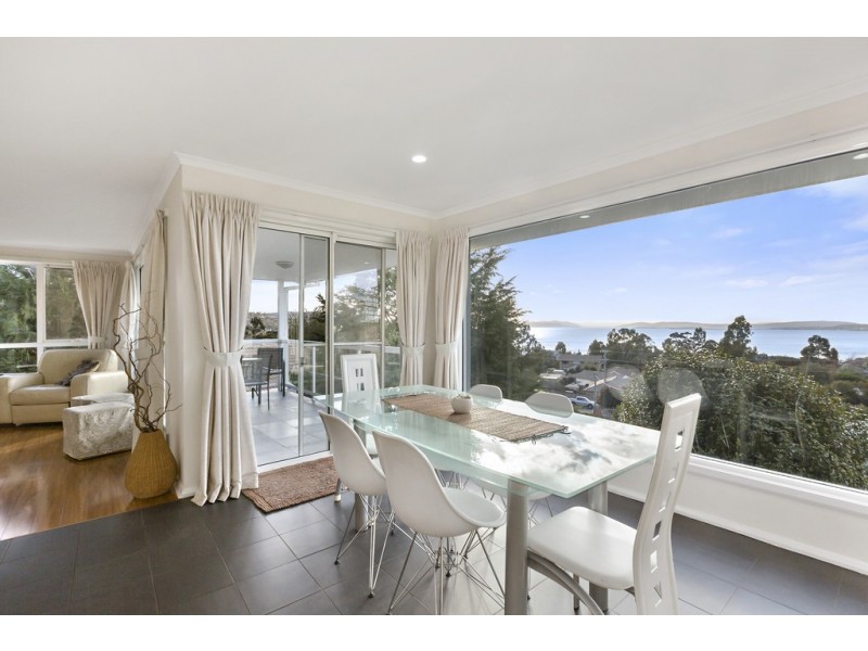 23 Tinderbox Road, Blackmans Bay TAS 7052