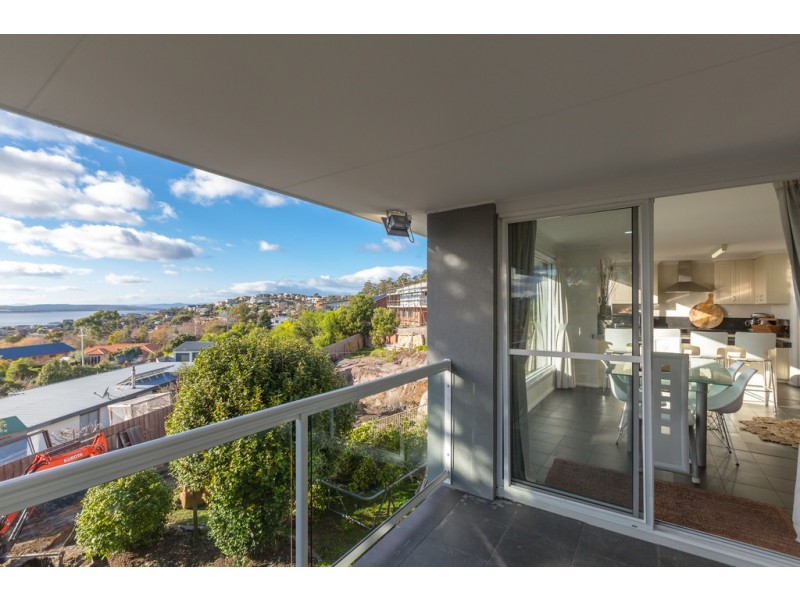 23 Tinderbox Road, Blackmans Bay TAS 7052