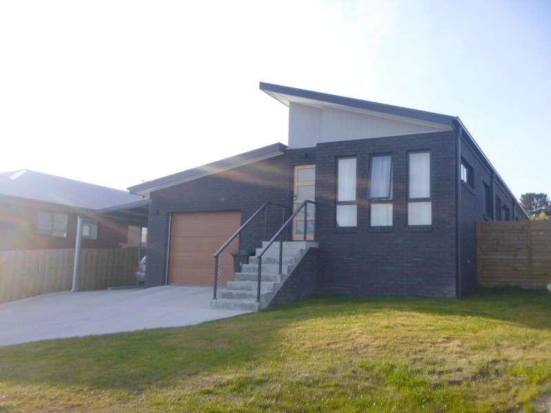 6 Dianella Drive, Blackmans Bay TAS 7052