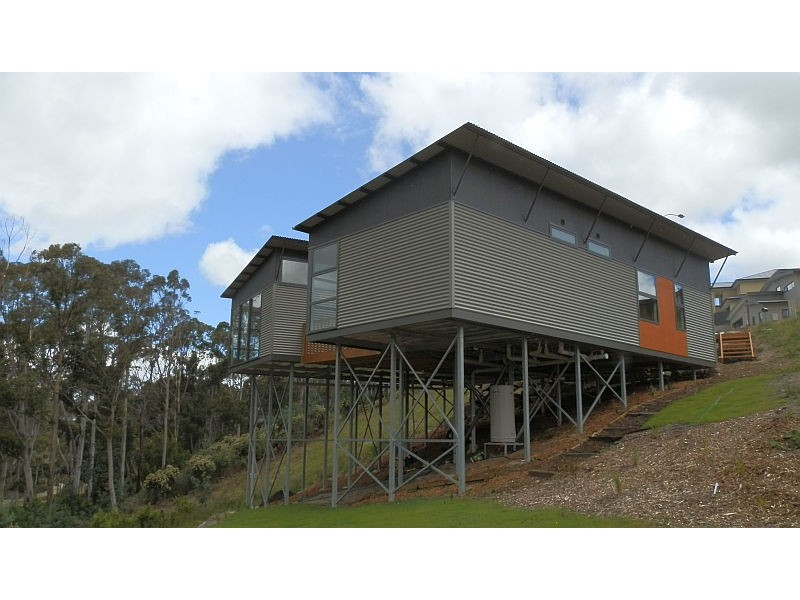 35 Ineke Drive, Kingston TAS 7050