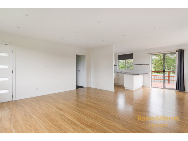 18 Maroubra Circle, Chigwell TAS 7011