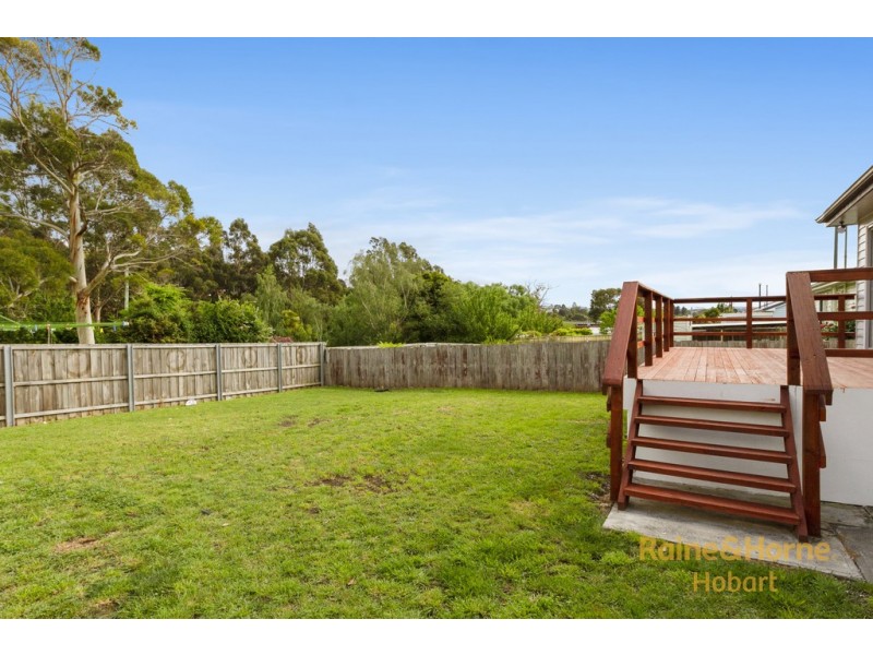 18 Maroubra Circle, Chigwell TAS 7011