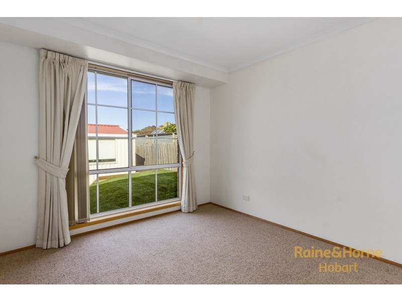 1 Buckingham Drive, Howrah TAS 7018