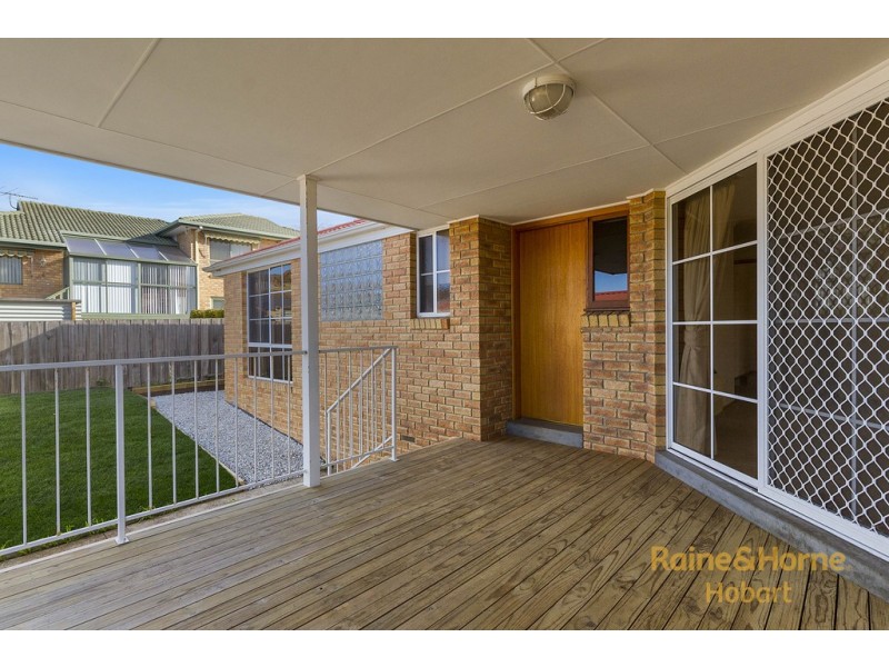 1 Buckingham Drive, Howrah TAS 7018