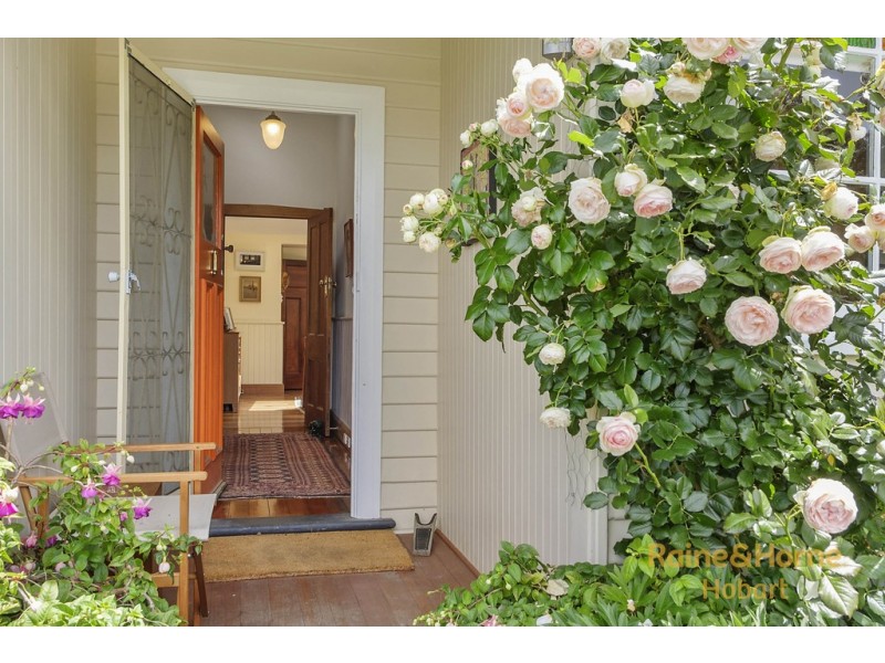 12 Rupara Avenue, West Hobart TAS 7000