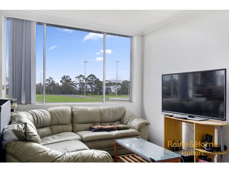 17/175 Clarence Street, Howrah TAS 7018