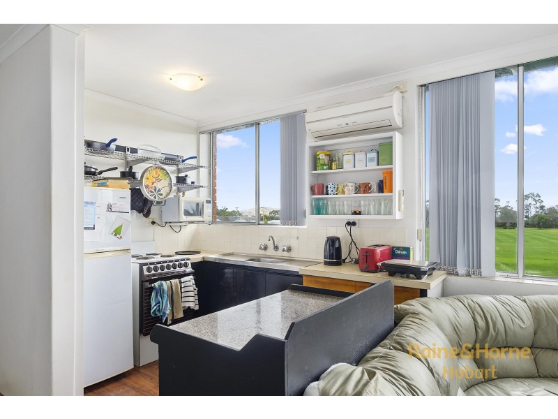 17/175 Clarence Street, Howrah TAS 7018