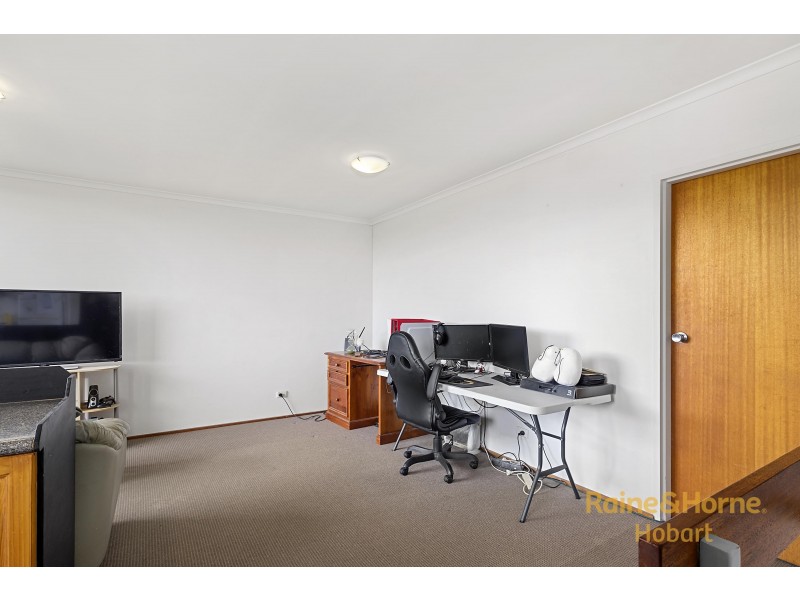 17/175 Clarence Street, Howrah TAS 7018