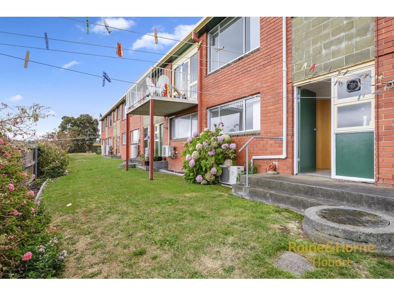 17/175 Clarence Street, Howrah TAS 7018